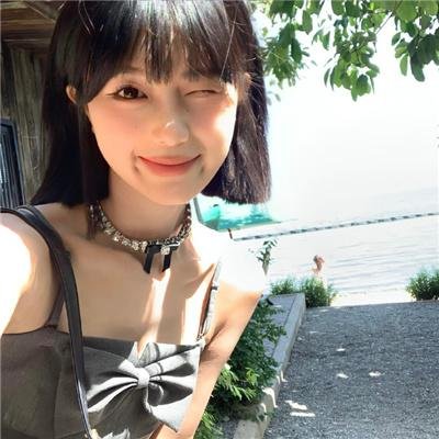 丹青小姐