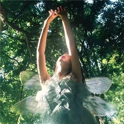 埃莱扎·施莱辛格：战妆